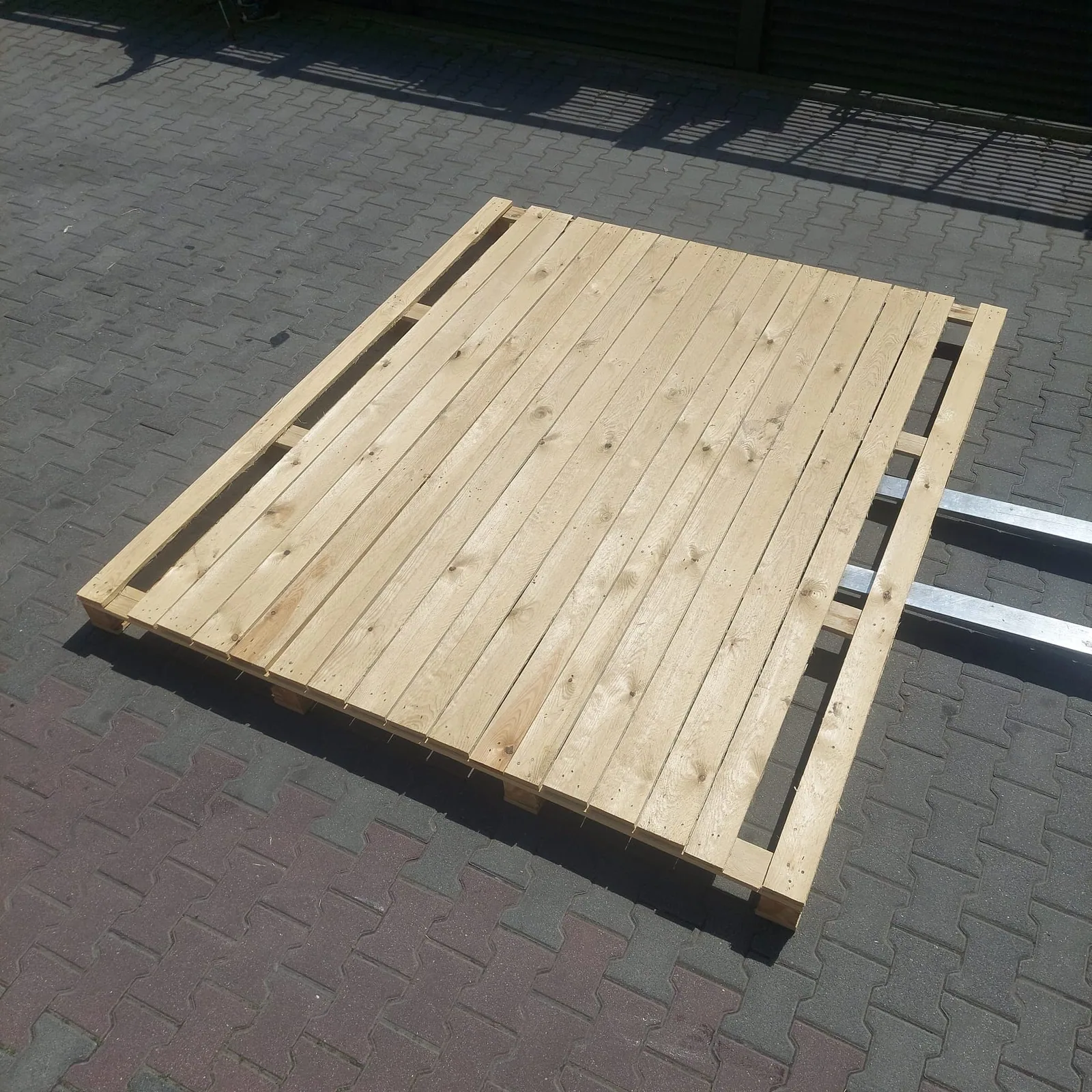 Dekiel drewniany wykonany na wymiar